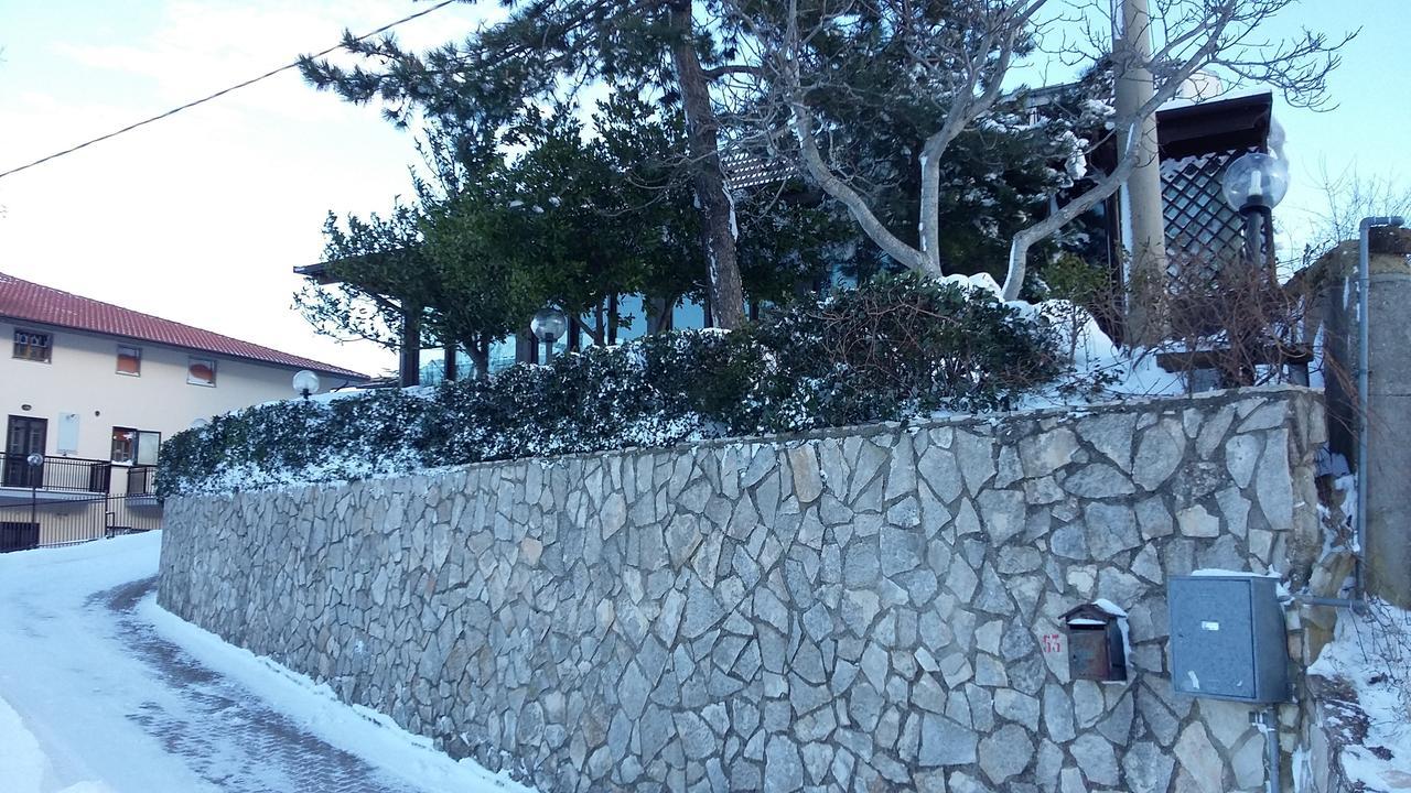 Hotel La Collinetta Montazzoli Esterno foto