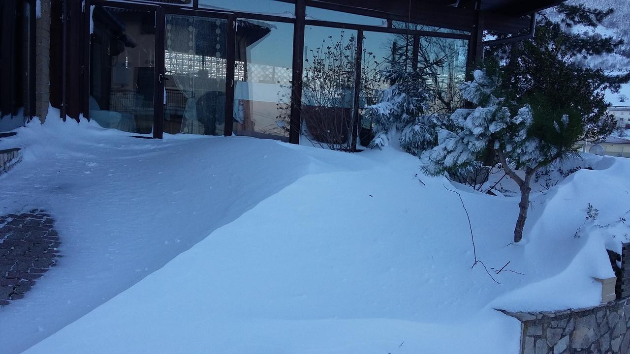 Hotel La Collinetta Montazzoli Esterno foto